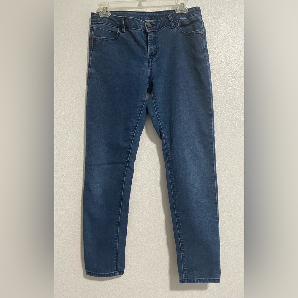 Simply Vera Wang Jeans sz 6 Regular Fit with Stretch